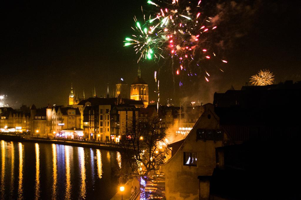 Komturia Old Town By Fahrenheit Gdansk Room photo