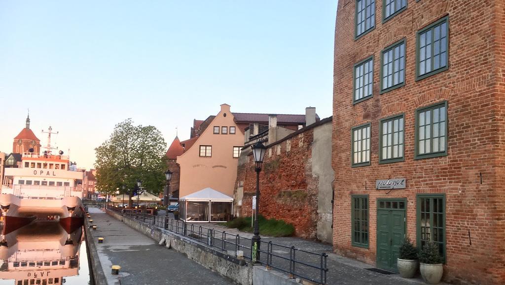 Komturia Old Town By Fahrenheit Gdansk Exterior photo
